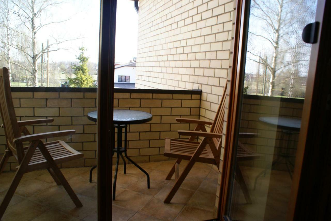 Spacious Rooms In Peaceful Jelgava Area Exterior foto